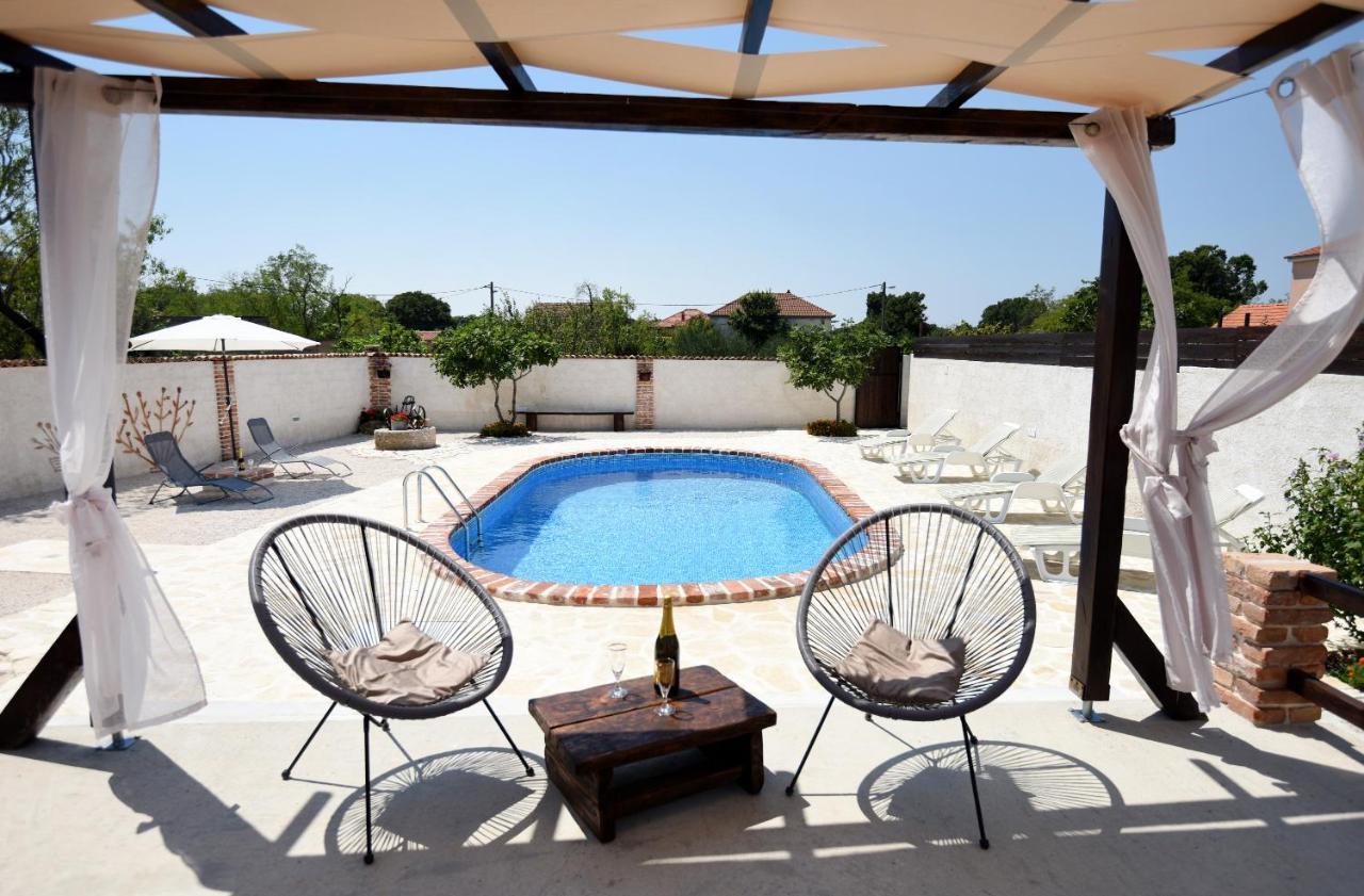 House & Apartment Palaca Donji Zemunik Exterior photo