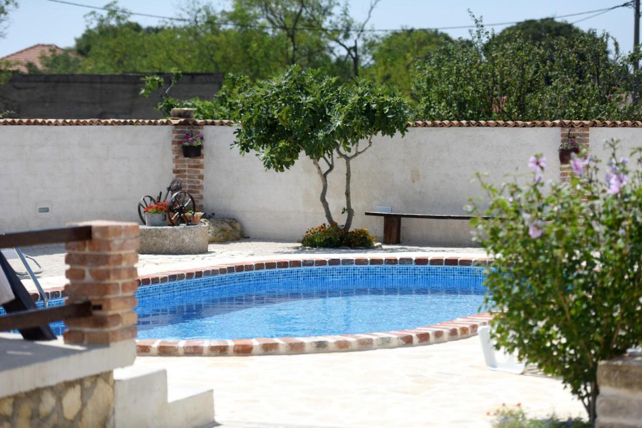 House & Apartment Palaca Donji Zemunik Exterior photo
